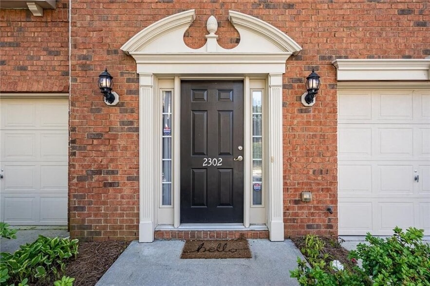 Building Photo - 2302 Towneheights Terrace SE