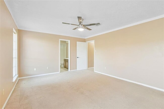Building Photo - 3107 Woodstone Dr