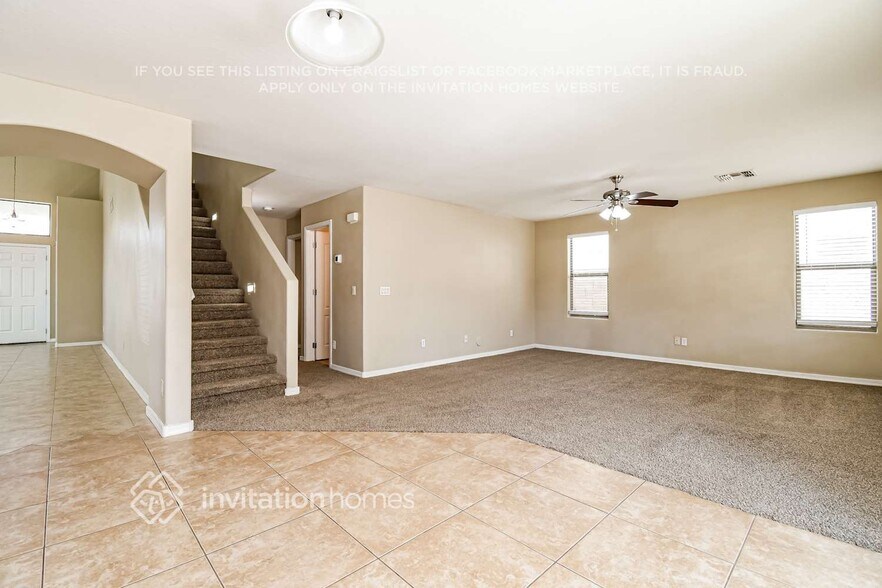 Building Photo - 2005 W Green Tree Dr