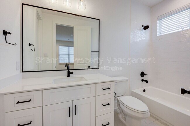 Building Photo - 1823 Prospect St