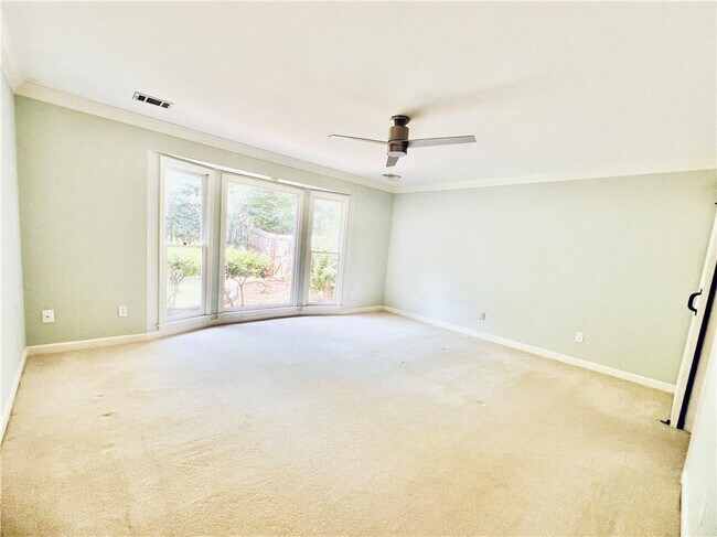 Building Photo - 205 Kinderhill Ct