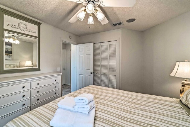 Building Photo - 5125 39th St W