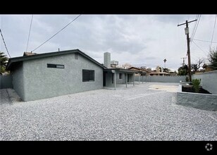 Building Photo - Fully Furnished Executive Rental in Las Ve...