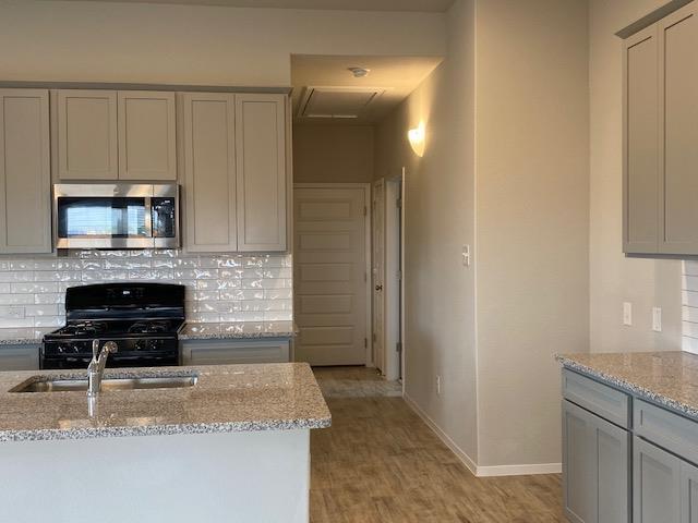 Building Photo - 132 Trailside Ln