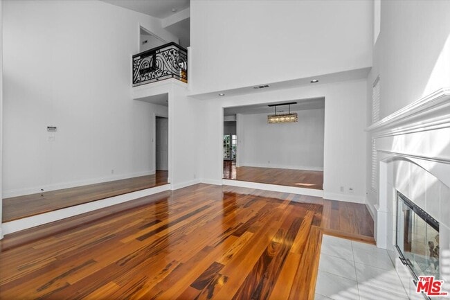 Building Photo - 1561 3rd St