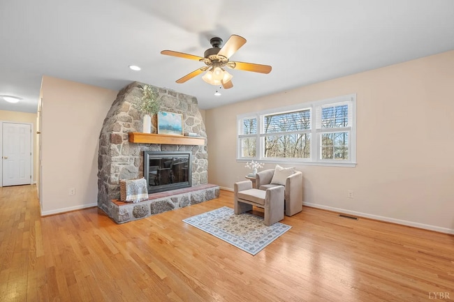 Building Photo - Beautiful Ranch In the Heart of Boonsboro Close to Shopping and Resturants