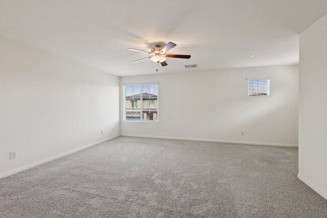 Building Photo - 10971 Meridian Flds Ave