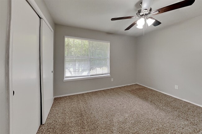 Building Photo - 1247 Kings Creek Trail