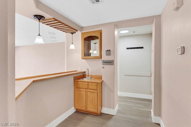 Building Photo - 2704 Timber Crossing Ct