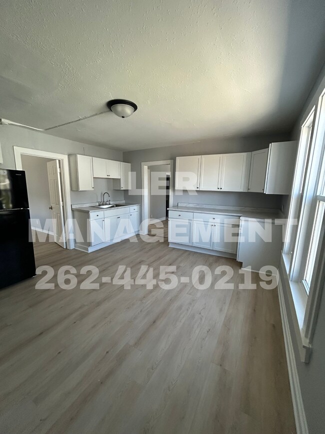 Building Photo - 1510 57th St