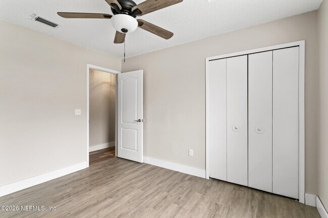 Building Photo - 13335 Currituck Dr N