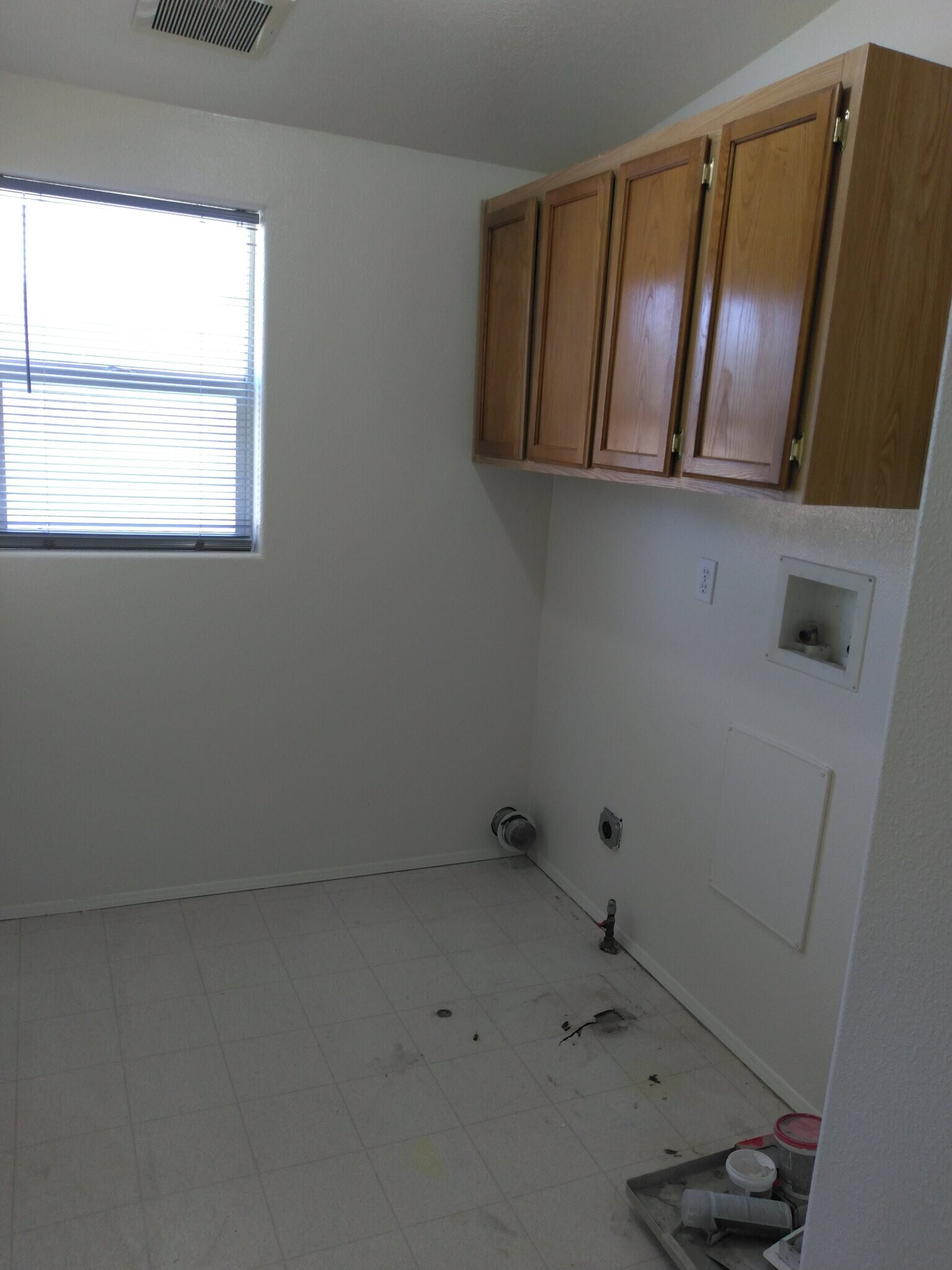 Building Photo - 446 240 N