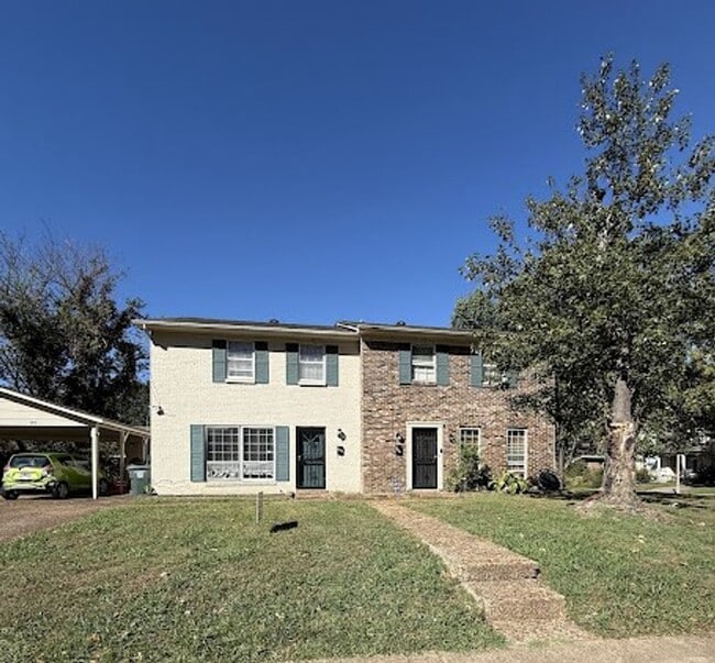 Building Photo - 497-497 Dickinson St