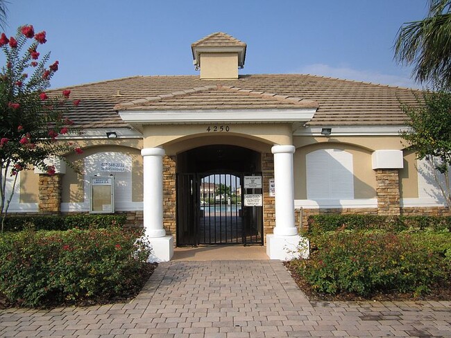 Building Photo - 2706 Patrician Cir