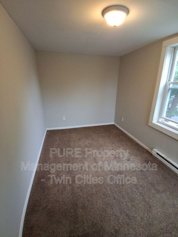 Building Photo - 3123 Portland Ave