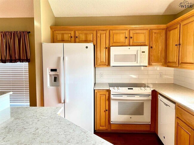 Building Photo - 6041 Van Dorn Dr