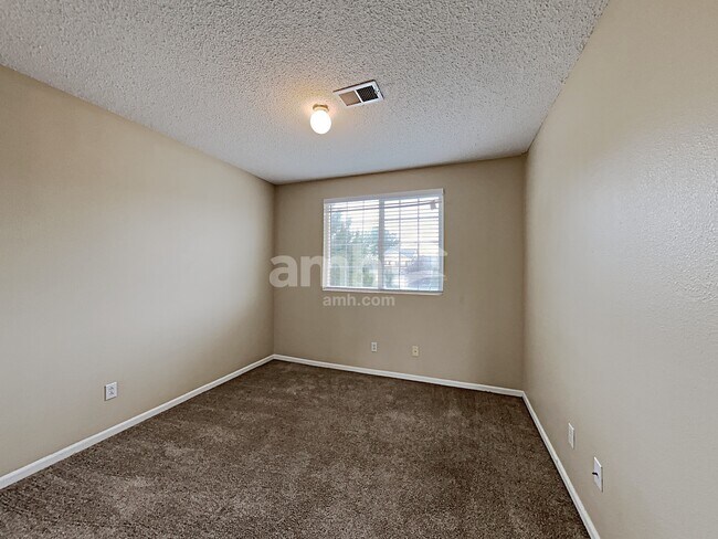 Building Photo - 9595 Canberra Dr