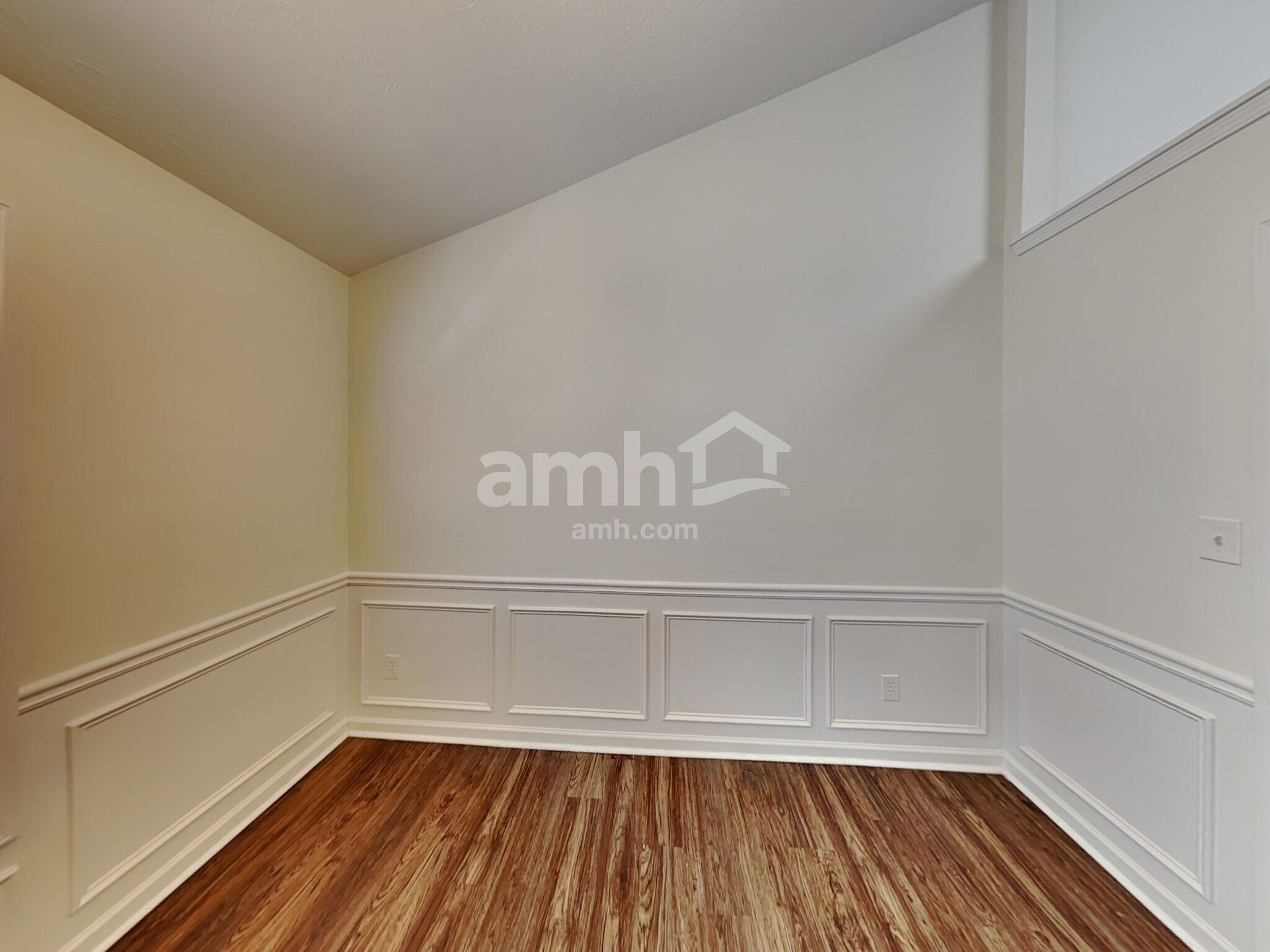 Building Photo - 1755 Heatherton Rd