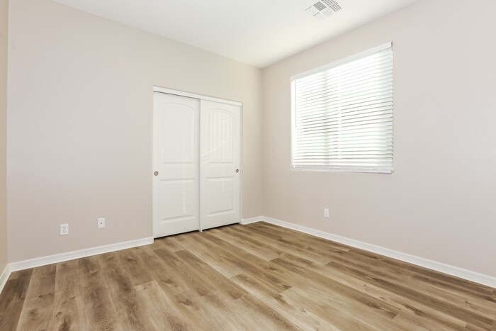Building Photo - 3147 S Joshua Tree Ln