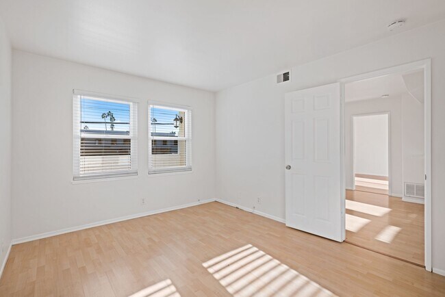 Building Photo - 231 Cabrillo St