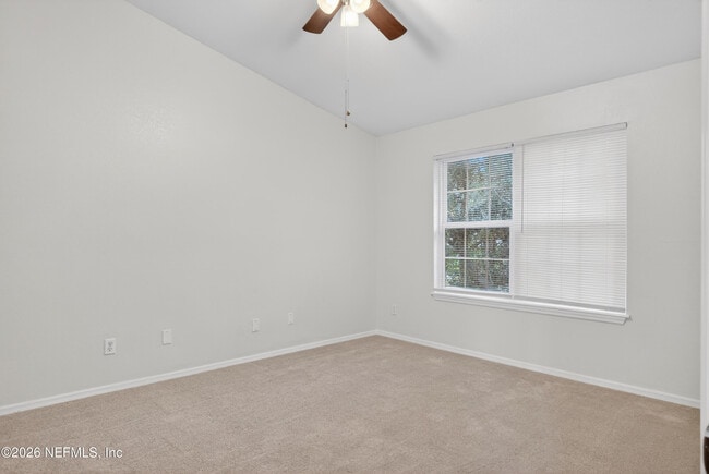 Building Photo - 13810 Sutton Park Dr N