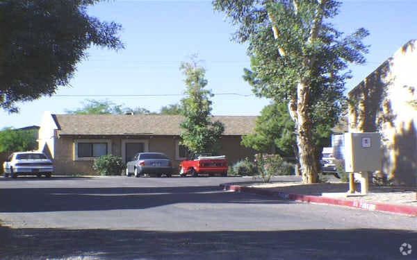 Primary Photo - Villa Danbury
