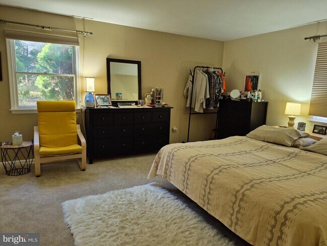 Building Photo - 12512 Ofallon St