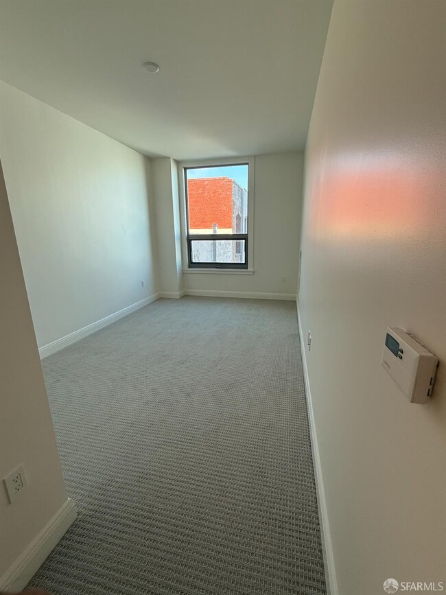 Building Photo - 588 Minna St
