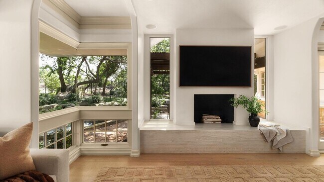 Building Photo - 2036 Wimberly Ln