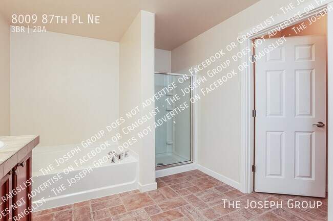 Building Photo - 8009 87th Pl NE