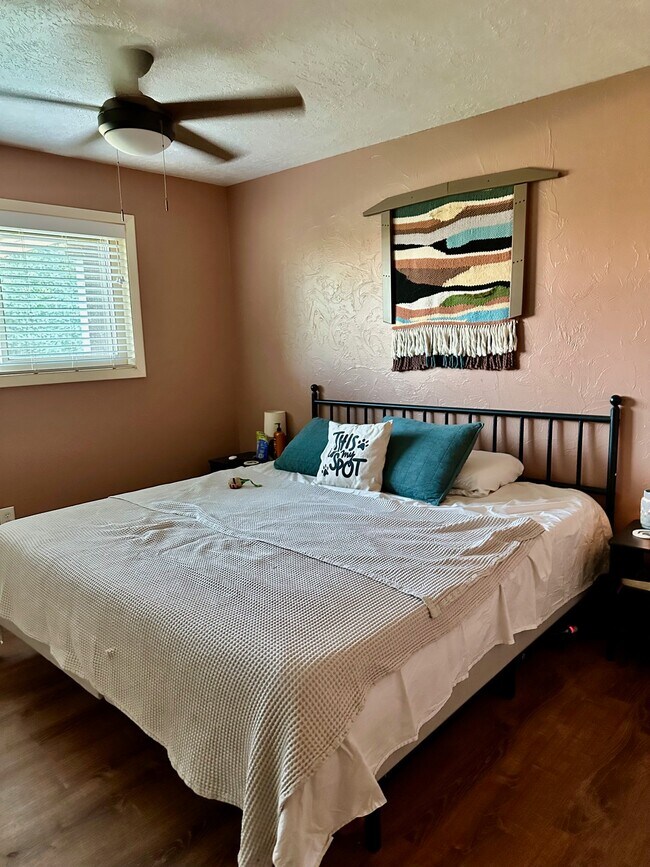 Master Bedroom - 4239 E 400 N