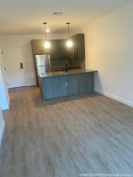 Building Photo - 199 Gardner St