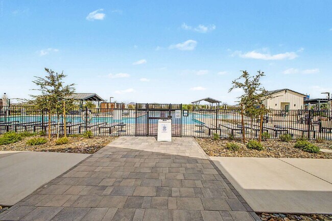 Building Photo - RESORT-STYLE COMMUNITY LIVING + 4 BEDROOMS + SPACIOUS LOFT!
