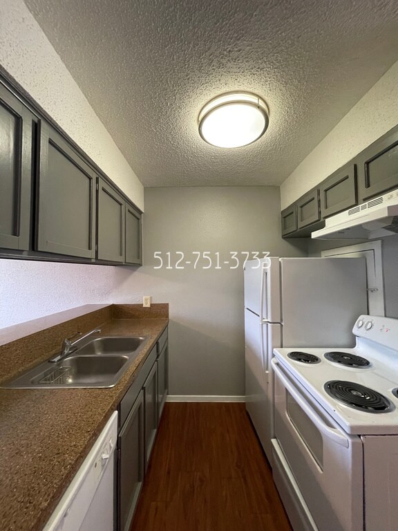 Building Photo - 3704 S 2nd St