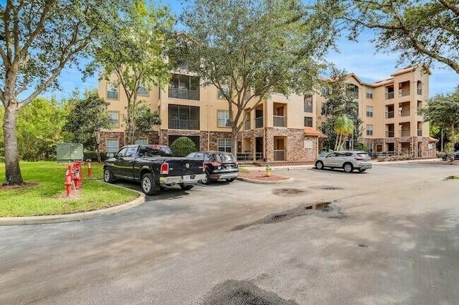 Building Photo - 1301 Tuscan Terrace