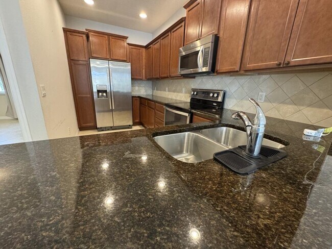 Building Photo - 11902 Lorenza Ln