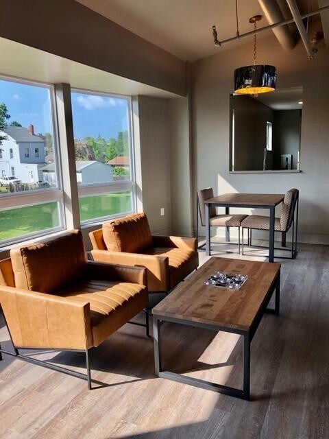 Building Photo - 256 Manhattan Blvd