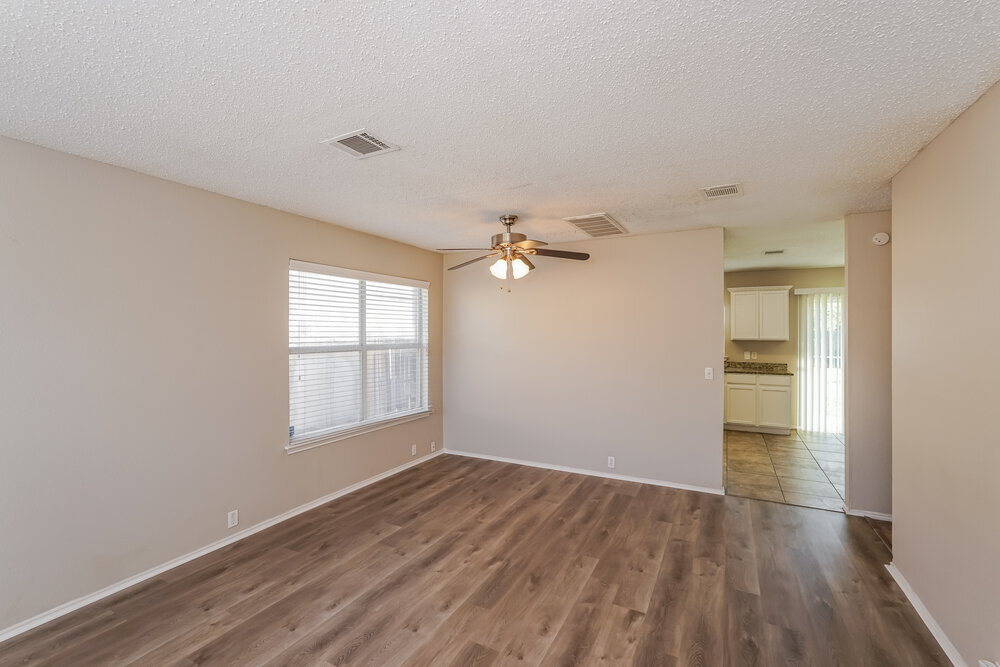 Building Photo - 7001 Baybridge Dr