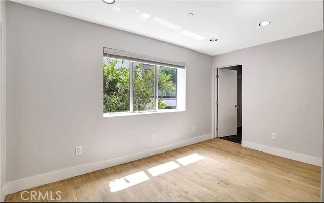 Building Photo - 6396 Weidlake Dr