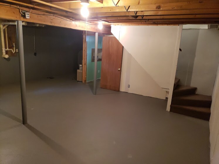 Building Photo - 16 Bucks Way