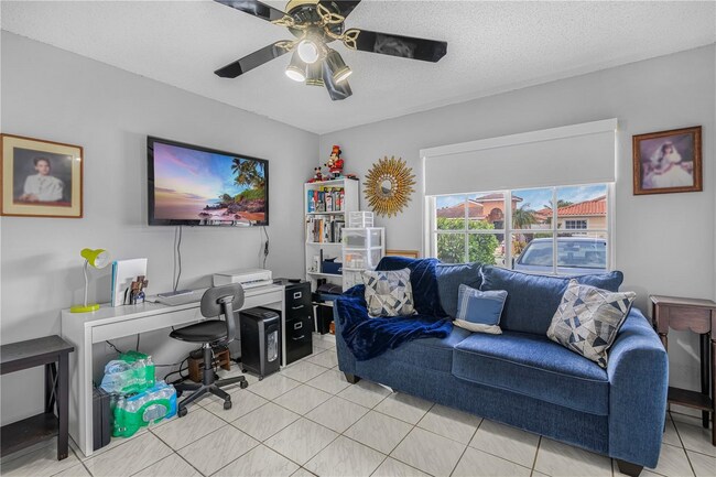 Building Photo - 7117 W 30th Ln