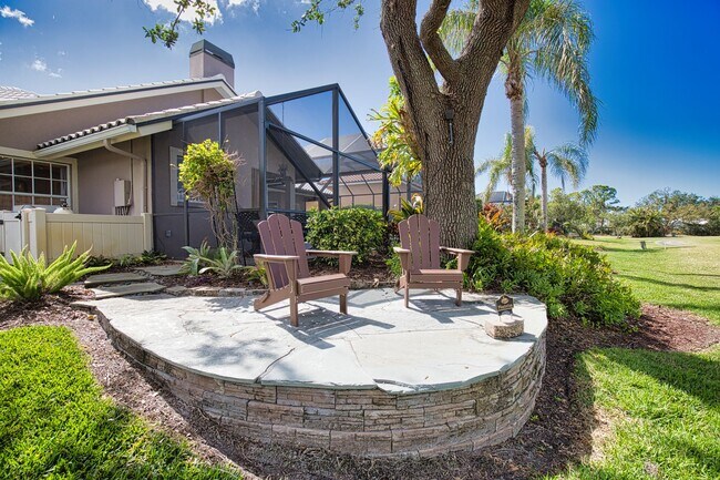 Building Photo - Luxury Home with Saltwater Heated Pool, Spa & Spectacular Golf Course Views, and includes Social ...