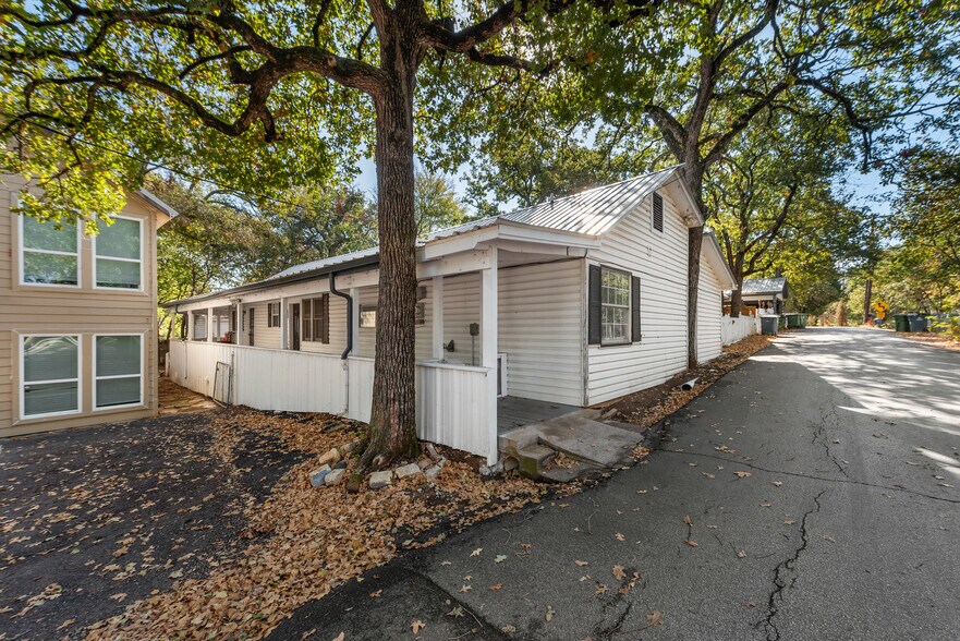 Building Photo - 123 Folly Beach Dr
