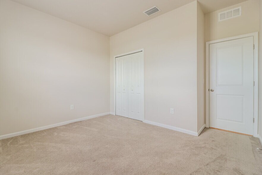 Building Photo - 18424 Hunters Meadow Walk