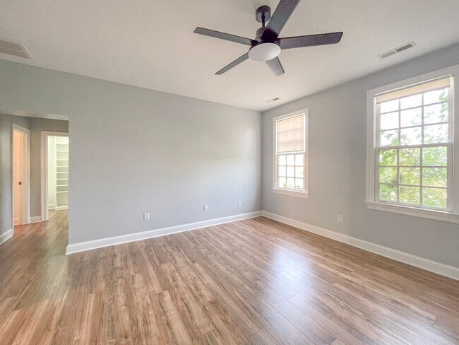 Building Photo - 1615 Old Trail Dr