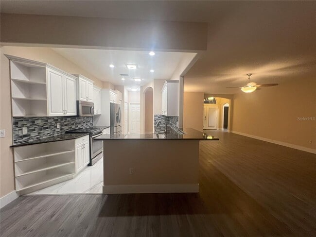 Building Photo - 1066 Whitegate Ct