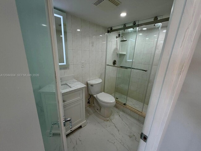 Building Photo - 1400 S Ocean Dr