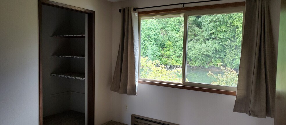 Bedroom #2 - 1307 Madison St