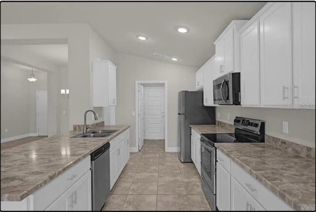 Building Photo - 430 Panaro Ln