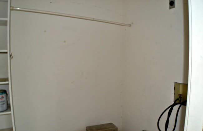 Building Photo - 165 W Rampart Dr